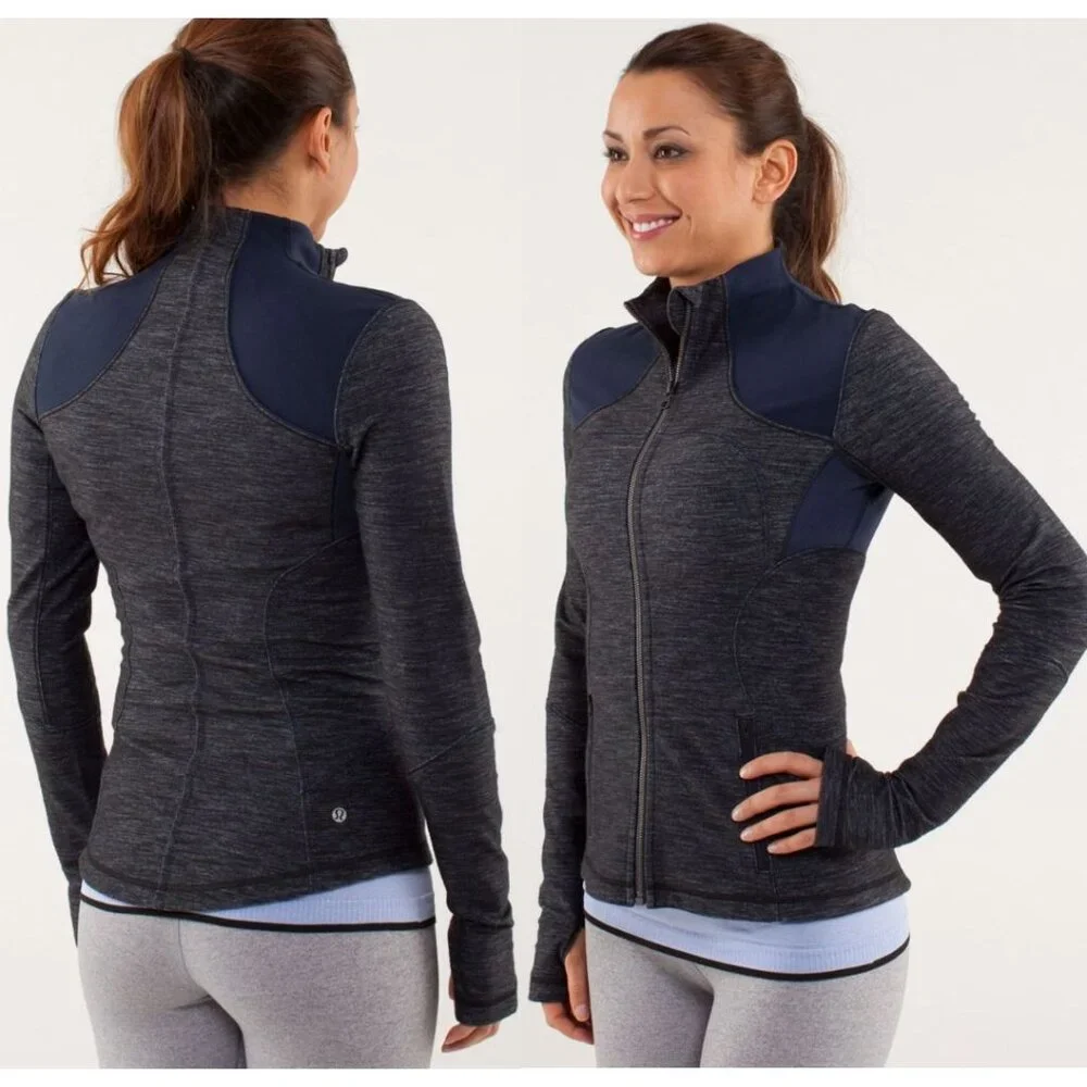 {RARE} Lululemon - Reversible Slub Denim Forme Jacket W4A47S | Inkwell | Size 4
